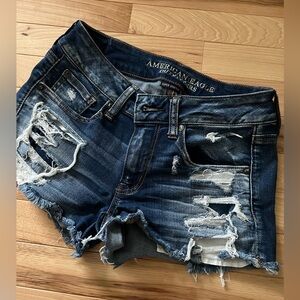 America Eagle, mid rise, super stretch, shortie, cut off, distressed, size 2